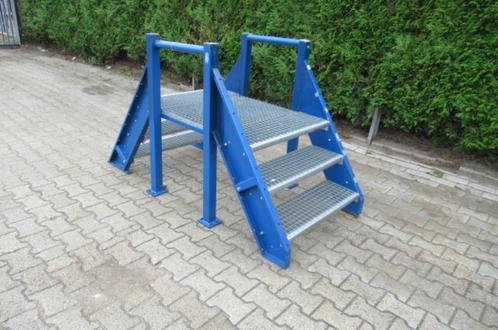 Metalen overloop trap. Gebruikt, Doe-het-zelf en Verbouw, Ladders en Trappen, Gebruikt, Trap, Minder dan 2 meter, Ophalen