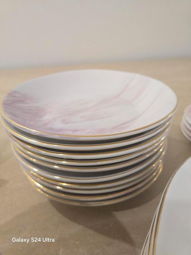 Karaca Serviesset - Compleet!, Huis en Inrichting, Keuken | Servies, Zo goed als nieuw, Compleet servies, Effen, Keramiek, Ophalen of Verzenden