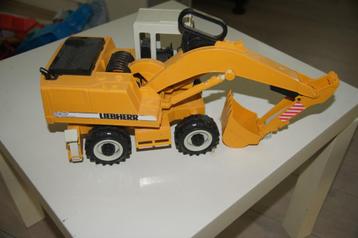 Bruder graafmachine beschikbaar voor biedingen