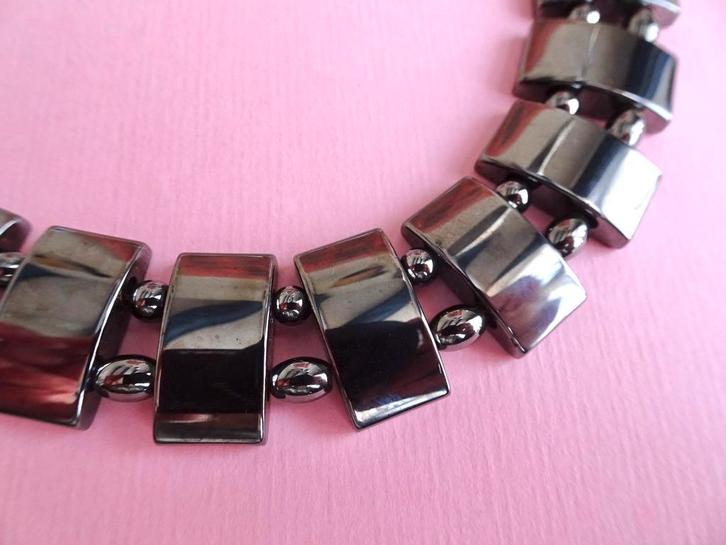 jwg Vintage 80s Art Deco stl hematiet steen kralen ketting, Sieraden, Tassen en Uiterlijk, Antieke sieraden, Ketting, Overige materialen