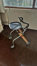 rollator voor binnen merk TRUST, Ophalen, Opvouwbaar, Gebruikt