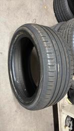 1x 245/40R18, Ophalen, Zo goed als nieuw