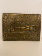 Messing gedenkplaat | KLM-vliegtuig de Uiver | 1900-1950, Ophalen of Verzenden, Gebruikt, Schaalmodel