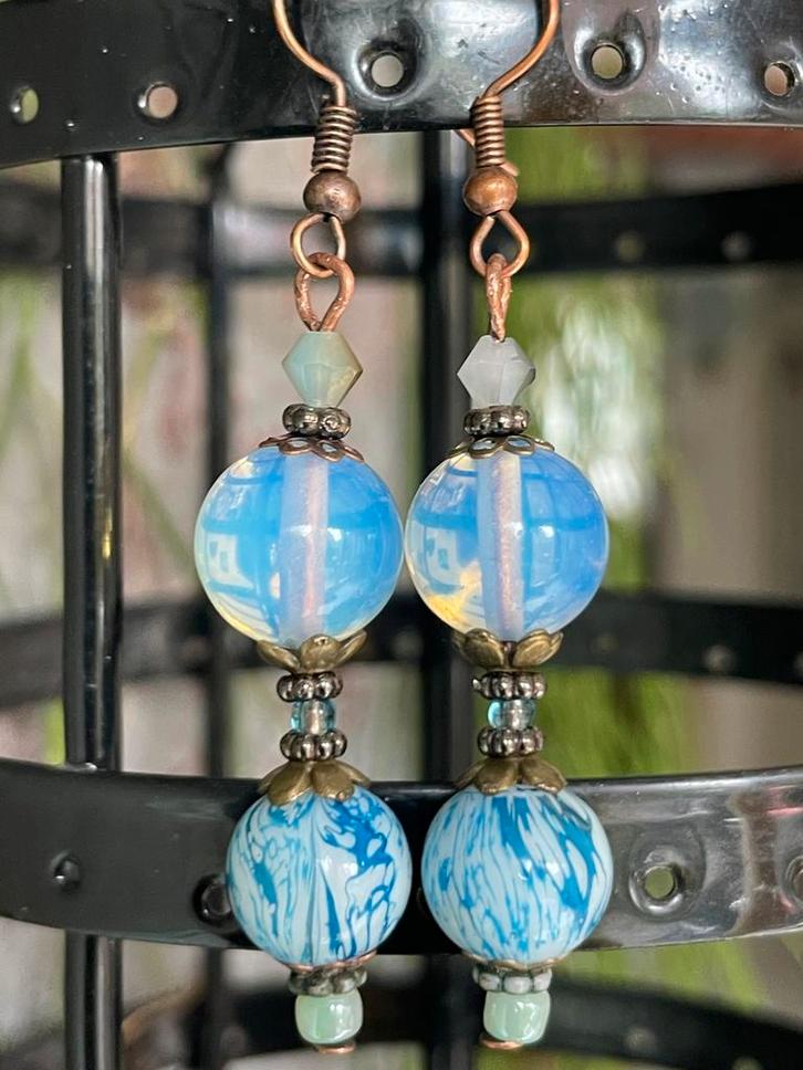 Licht blauwe hangers, Sieraden, Tassen en Uiterlijk, Oorbellen, Nieuw, Hangers, Blauw, Ophalen of Verzenden