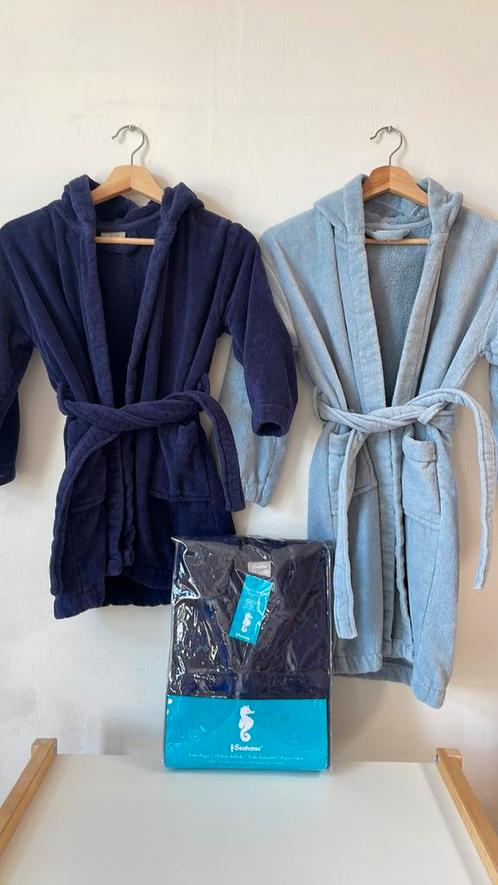 3 nieuwe badjassen (110/116) (134/140) (146/152), Kinderen en Baby's, Kinderkleding | Overige, Nieuw, Ophalen of Verzenden