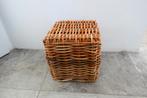 Grove stevige rotan hocker kubus poef ottoman, Ophalen, Minder dan 50 cm, Vierkant, Zo goed als nieuw