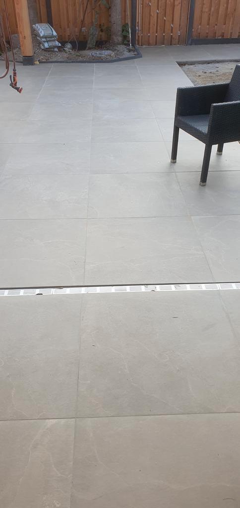 12m2 Keramische Tegel RECCO GRIGIO DUE 80x80x2cm, Tuin en Terras, Tegels en Klinkers, Nieuw, Terrastegels, Keramiek, 10 m² of meer