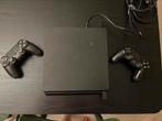 PlayStation 4 Slim (500GB) + 2 Controllers, Ophalen, Met 2 controllers, Zo goed als nieuw, 500 GB