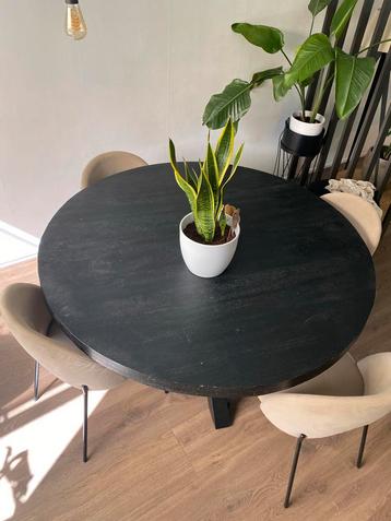 Ronde eettafel mangohout zwart 140cm beschikbaar voor biedingen