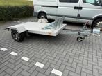 Zeer nette motoraanhanger, Ophalen