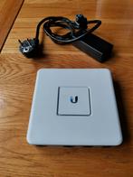 Ubiquiti Unifi USG-3P, Router, Gebruikt, Ekkersrijt 3102, 5692CC Eindhoven, Ubiquiti