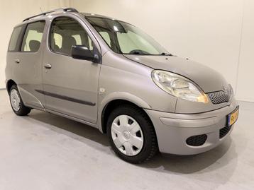 Toyota Yaris Verso 1.5 VVT-i Terra (bj 2004) beschikbaar voor biedingen