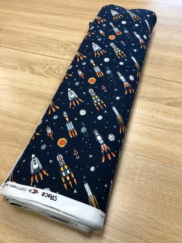 Rol Poppy Stof Space Raketjes - 10m beschikbaar voor biedingen