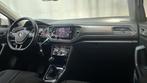 Volkswagen T-Roc 1.0 TSI 116pk Style Navigatie Camera Parkee, Voorwielaandrijving, Stof, Gebruikt, Met garantie (alle)