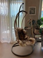 Prachtige rotan hangstoel incl. standaard (excl. vacht), Huis en Inrichting, Stoelen, Zwart, Naturel, skandinavisch, puur, lounge