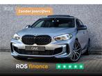 BMW 1 Serie M135i xDrive | Live Cockpit | Panorama | Leder |, Auto's, BMW, Bedrijf, Zilver of Grijs, Lease, Benzine