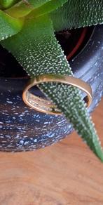 Mooie 14 karaat geel gouden ring vol gezet met zirkonia's😍, 18 tot 19, Gebruikt, ., Ophalen of Verzenden