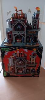 Lemax Evil Spirits Whiskey Distillery Spooky Town Halloween, Diversen, Ophalen of Verzenden