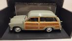 Ford Woody Wagon 1949 lichtgroen Motor City Classic 1:18 KRD, Ophalen of Verzenden, Zo goed als nieuw, Auto, Overige merken