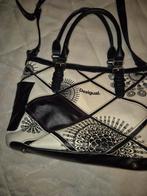 Desigual Schoudertas, Ophalen of Verzenden, Zo goed als nieuw, Zwart, Schoudertasje