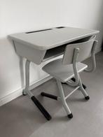 Bureau met stoel - voor kinderkamer, Ophalen of Verzenden, Gebruikt, Bureau