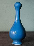 Chinees porselein vaas 20ste eeuw gemerkt, Wit, Aardewerk of Porselein, Ophalen of Verzenden, Zo goed als nieuw