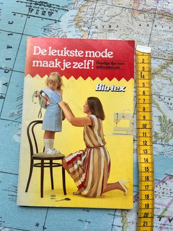 A.Oud Boekje de leukste Mode maak je zelf Biotex beschikbaar voor biedingen