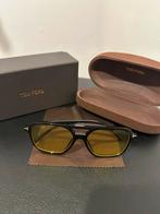 Tom Ford Zonnebril, Huis en Inrichting, Woonaccessoires | Krantenbakken en Lectuurbakken, Ophalen of Verzenden, Zo goed als nieuw