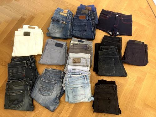 Partij Denin: 21 jeans & 3 spijkerjasjes - diverse maten, Kleding | Dames, Spijkerbroeken en Jeans, Zo goed als nieuw, Overige jeansmaten