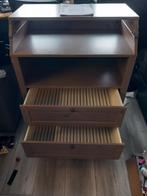 Commode  van sundvik, iets beschadigd,  onder de klep, Kinderen en Baby's, Kinderkamer | Commodes en Kasten, Ophalen, Gebruikt