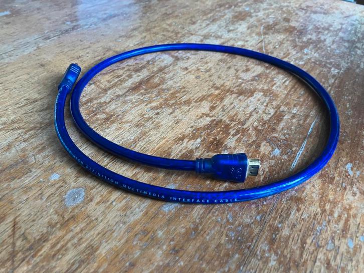 QED QUNEX HDMI-P performance HDMI cable paars 100cm, Audio, Tv en Foto, Audiokabels en Televisiekabels, Zo goed als nieuw, HDMI-kabel