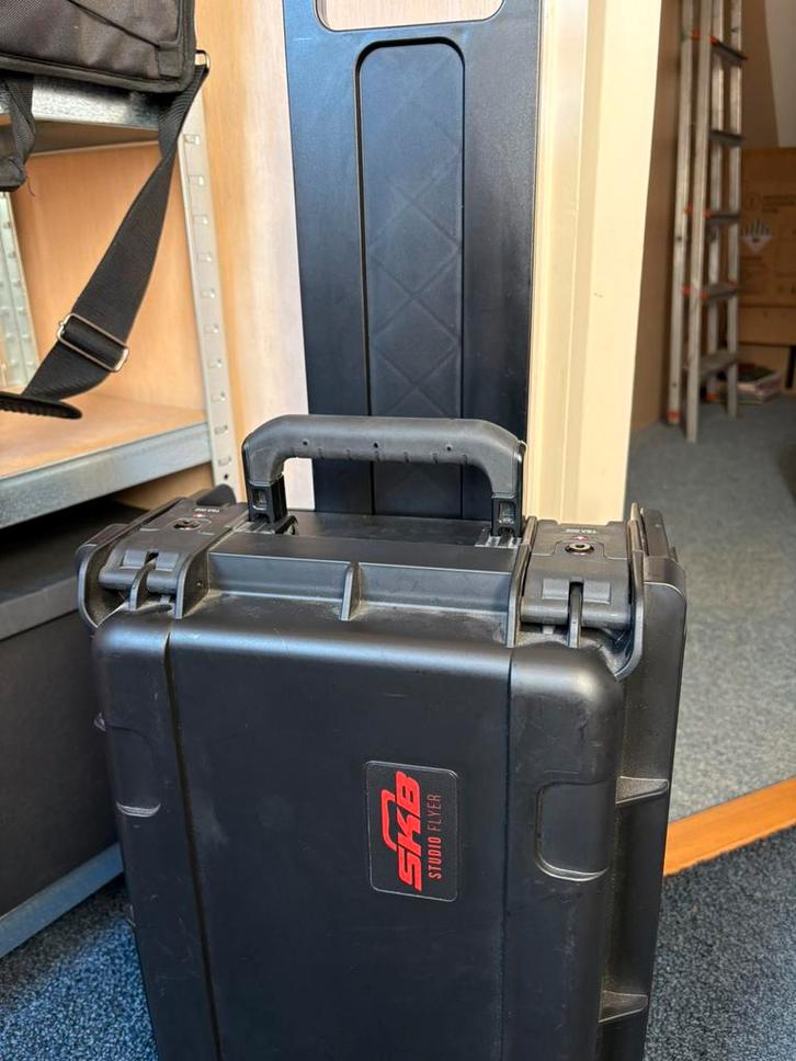 SKB 1SKB-iSF2U Studio Flyer 2.0 draagbaar rack 2HE, Muziek en Instrumenten, Behuizingen en Koffers, Zo goed als nieuw, Overige instrumenten