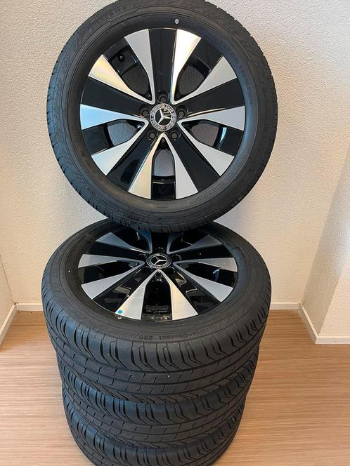 NIEUWE 17” Orig Continental Mercedes Vito  Viano V-klasse, Auto-onderdelen, Banden en Velgen, Banden en Velgen, Zomerbanden, 17 inch
