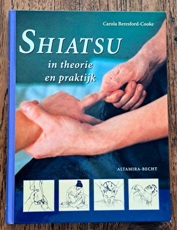 Shiatsu In Theorie en Praktijk voor student en beroeps beschikbaar voor biedingen