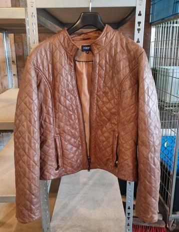 Leren quilted damesjas MC Gregor

Cognac  beschikbaar voor biedingen