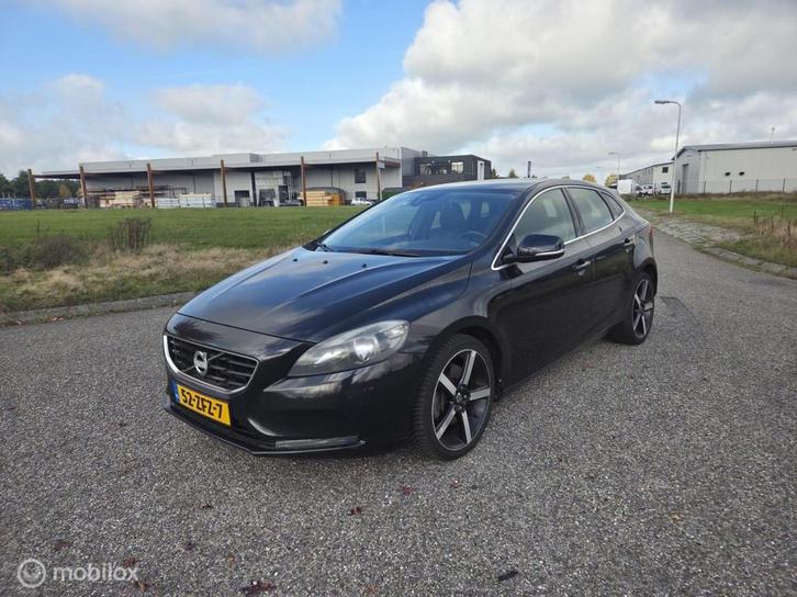 Volvo V40 2.0 D4 Momentum LEER / CLIMA / PDC / EXPORT, Auto's, Volvo, Bedrijf, Te koop, V40, ABS, Airbags, Airconditioning, Alarm