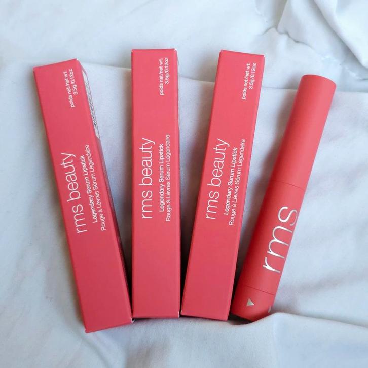 NU €10 ‼️ RMS Beauty Legendary Serum Lipstick Melanie, Sieraden, Tassen en Uiterlijk, Uiterlijk | Parfum, Ophalen of Verzenden