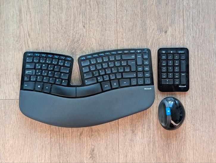 Microsoft Sculpt Ergonomic Desktop (Turks QWERTY), Computers en Software, Toetsenborden, Gebruikt, Qwerty, Draadloos, Ergonomisch