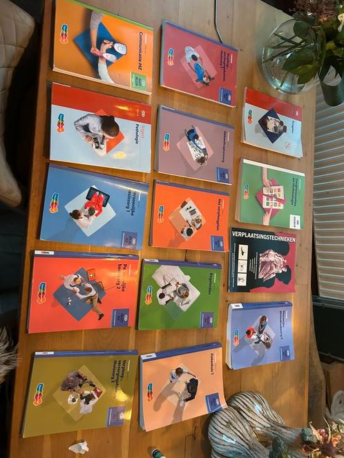 Verpleegkundige boeken niveau 4, Boeken, Schoolboeken, Zo goed als nieuw, Overige niveaus, Ophalen of Verzenden