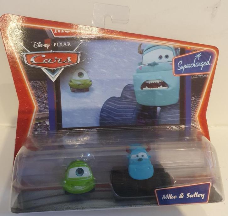 DISNEY PIXAR CARS SUPERCHARGED MIKE & SULLY DIE-CAST AUTO, Verzamelen, Disney, Nieuw, Beeldje of Figuurtje, Overige figuren, Ophalen of Verzenden
