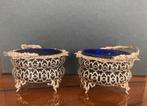 Een paar grote zoutvaten met diep donker blauwe binnenbakjes, Antiek en Kunst, Antiek | Goud en Zilver, Ophalen of Verzenden