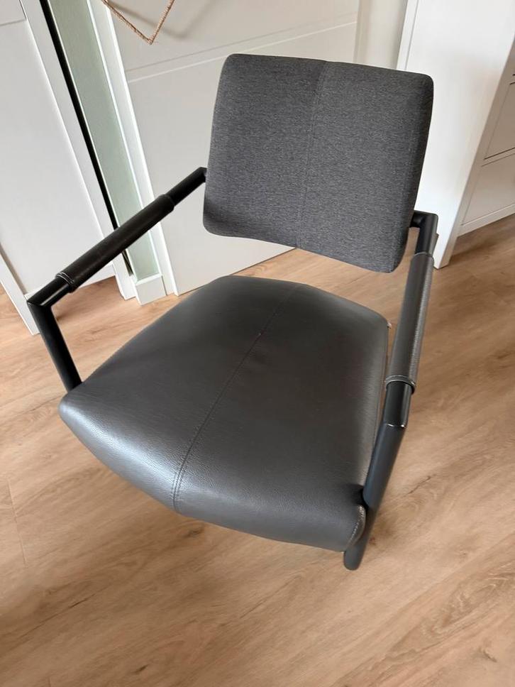 Mooie Xooon fauteuil, Huis en Inrichting, Stoelen, Zo goed als nieuw, Eén, Stof, Grijs, Ophalen