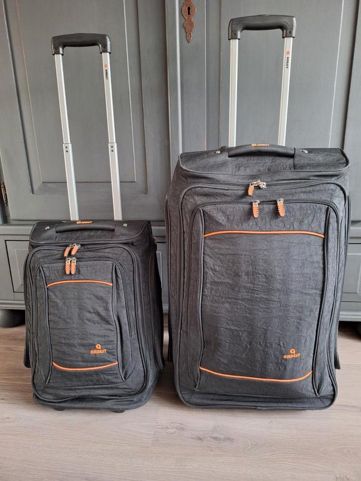 Kofferset, Sieraden, Tassen en Uiterlijk, Koffers, Zo goed als nieuw, Overige materialen, 70 cm of meer, 45 tot 55 cm, Uitschuifbare handgreep