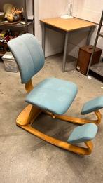 Stokke ( varier ) kniestoel met rugleuning, Huis en Inrichting, Blauw, Zo goed als nieuw, Eén, Hout