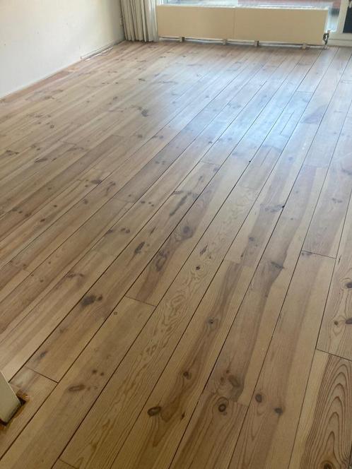 Mooie massieve grenen vloer 19 cm brede planken., Doe-het-zelf en Verbouw, Vloerdelen en Plavuizen, Gebruikt, Vloerdelen of -planken