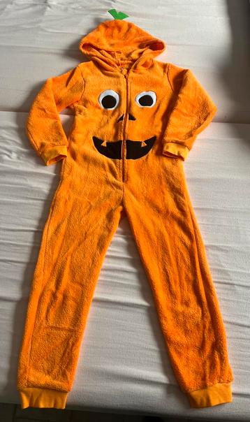 Lekkere warme onesie Halloween  pompoen  maat 122-128 beschikbaar voor biedingen