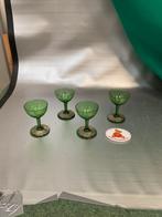 4 likeurglaasjes, Verzamelen, Glas en Borrelglaasjes, Gebruikt, Overige typen, Onbekend, Ophalen of Verzenden
