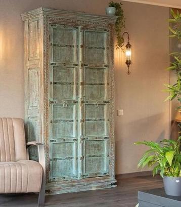 Indiase Kast Bihar II Vintage Blue beschikbaar voor biedingen