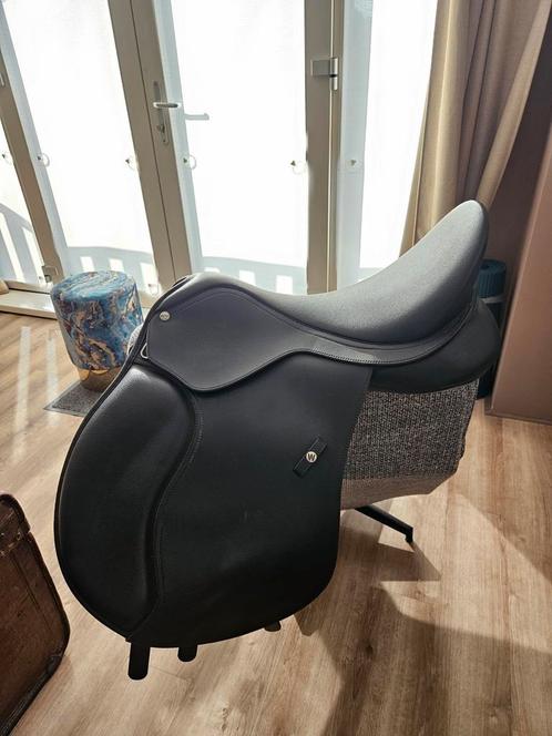 17,5 inch Wintec 500 Hart veelzijdigheidszadel, Dieren en Toebehoren, Paarden en Pony's | Zadels, Zo goed als nieuw, Recreatie