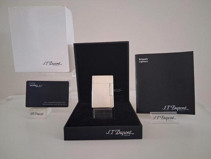 Dupont Aansteker L2 Zilver Kleur Model Gatsby Ping Geluid., Verzamelen, Rookartikelen, Aanstekers en Luciferdoosjes, Gebruikt